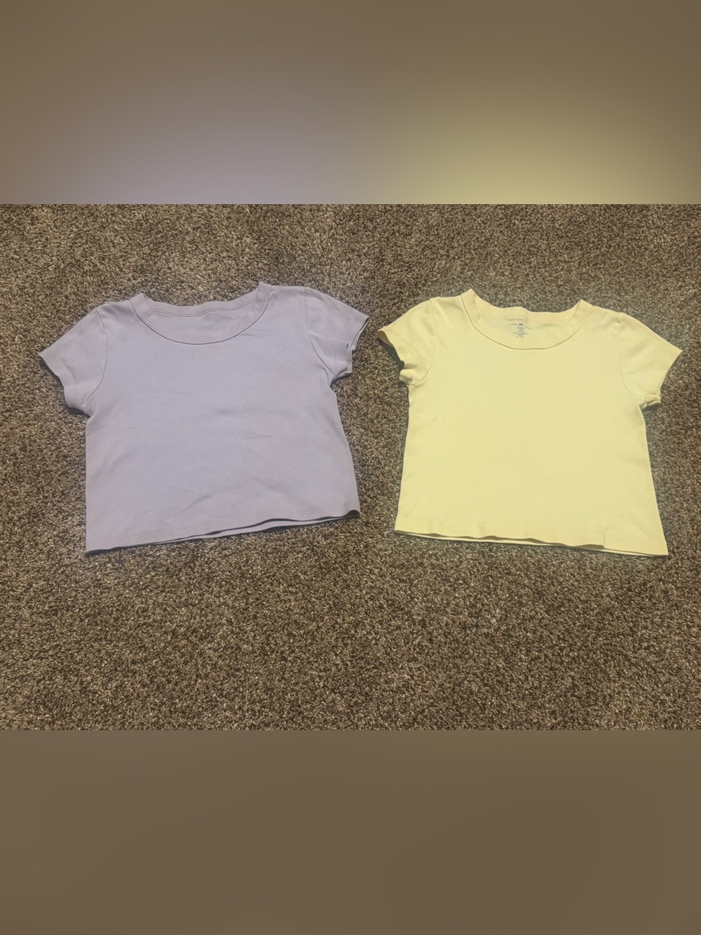 BRANDY MELVILLE BABYDOLL CROP T SHIRTS SIZE SMALL